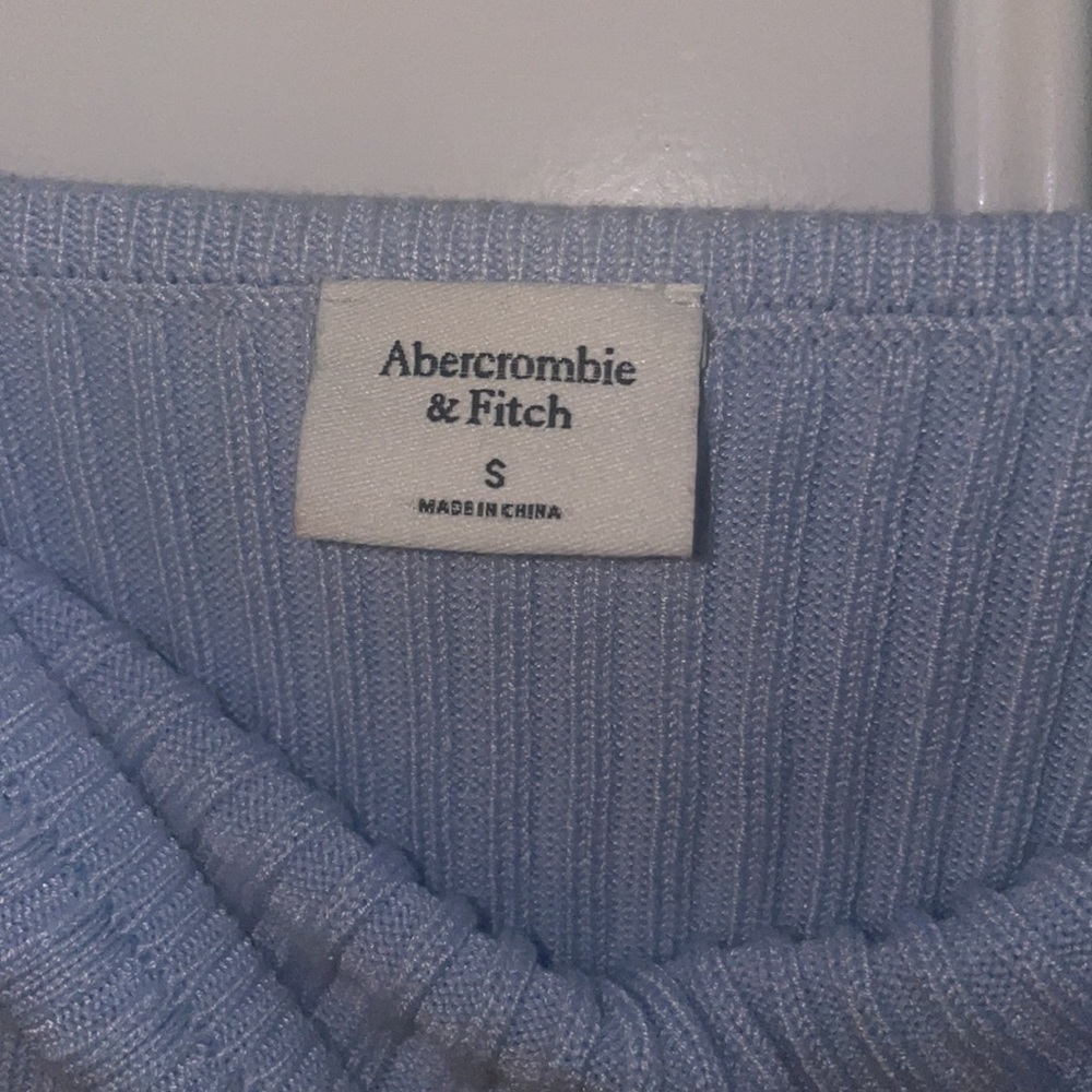 Abercrombie & Fitch Light Blue Ribbed Button Cardigan - Picture 7 of 8